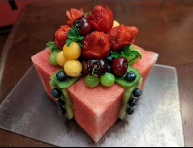 Hand-Delivered Fresh Fruit Cakes Oahu, Hawaii